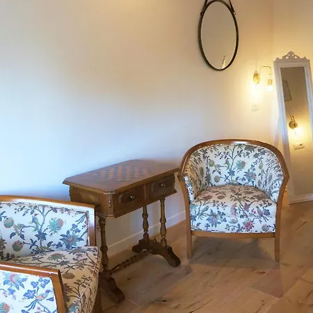 The Way Opera Apartment