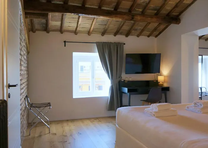 The Way Opera Apartman *